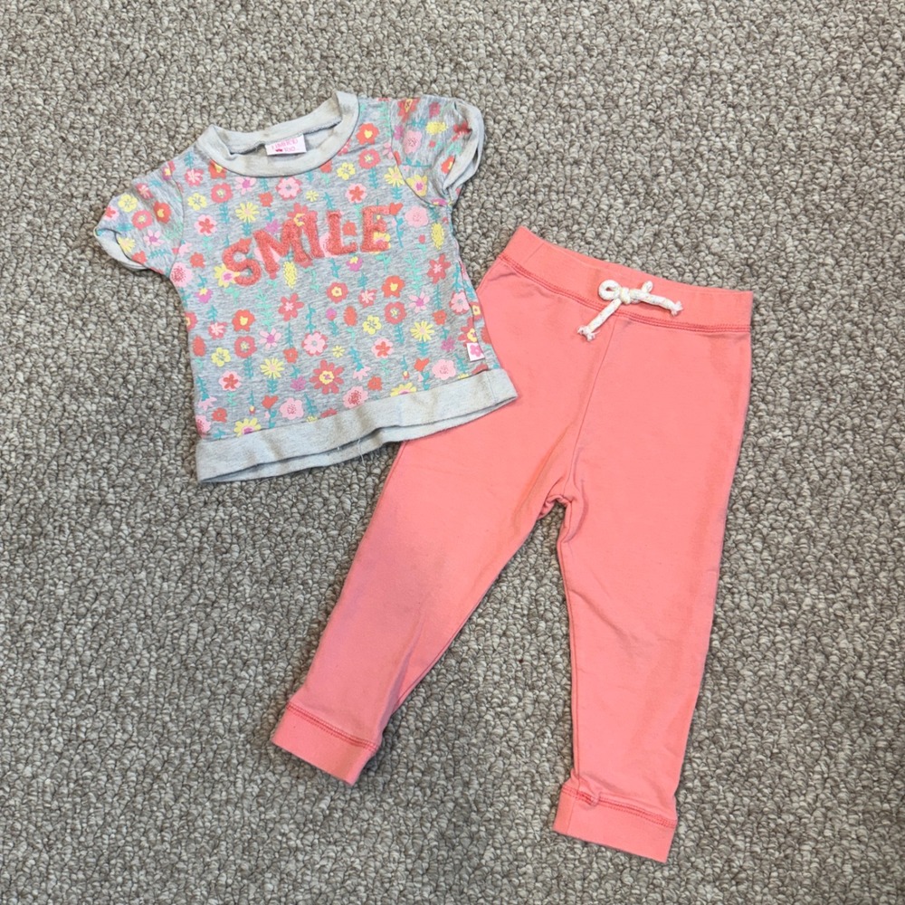 Limited Too Girls Size 3T Floral Smile Short Sleeve Sweatshirt and Pants Set